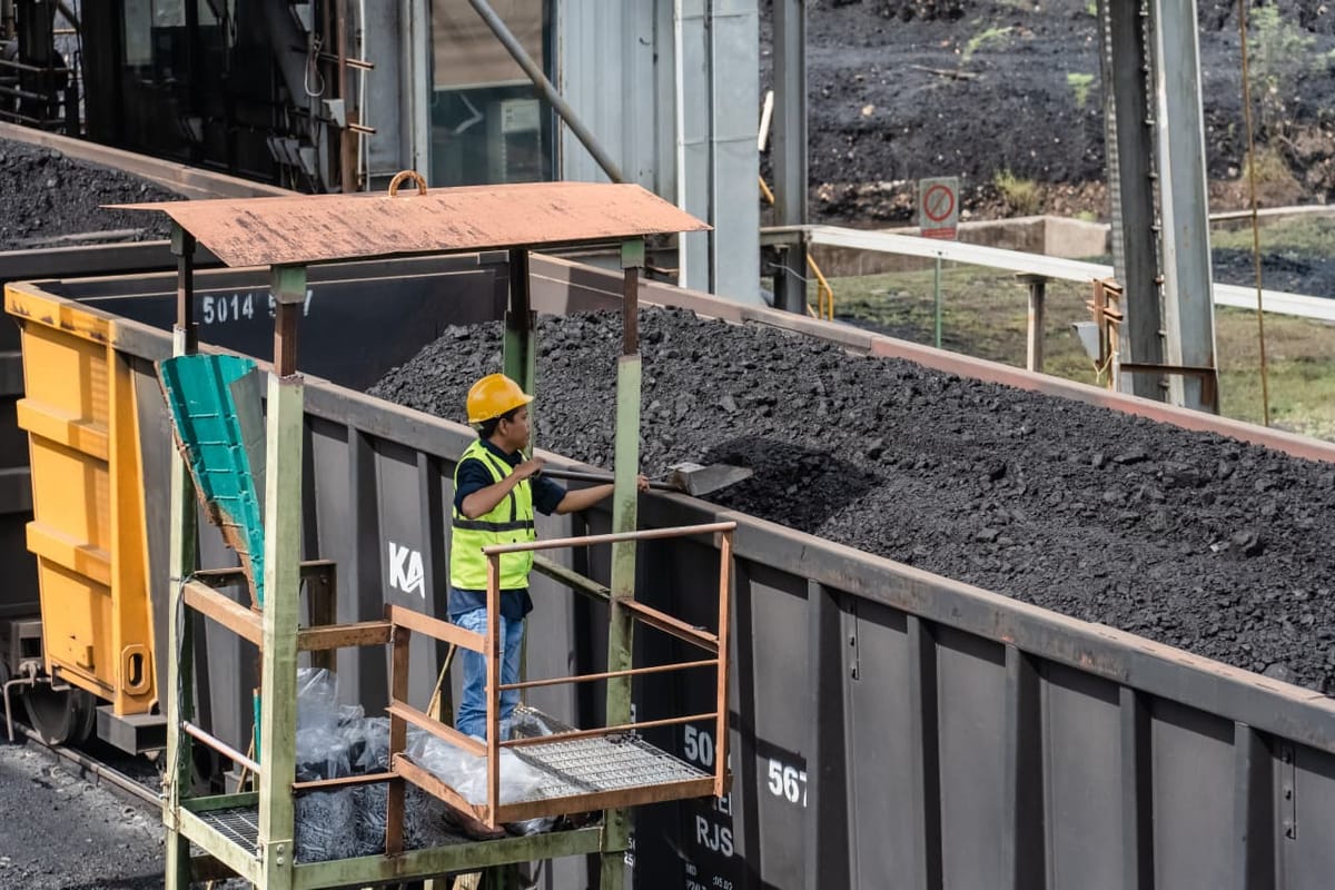 PTBA Produksi Batu Bara 19,45 Juta Ton, Penjualan Capai 21,10 Juta Ton pada Semester I 2026