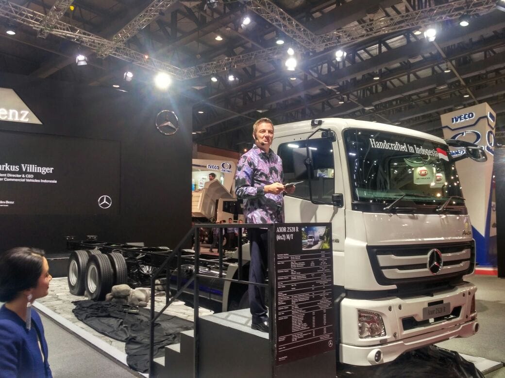 Axor 2528 R, Pilihan Mercedes-Benz Bertarung di Sektor Logistik