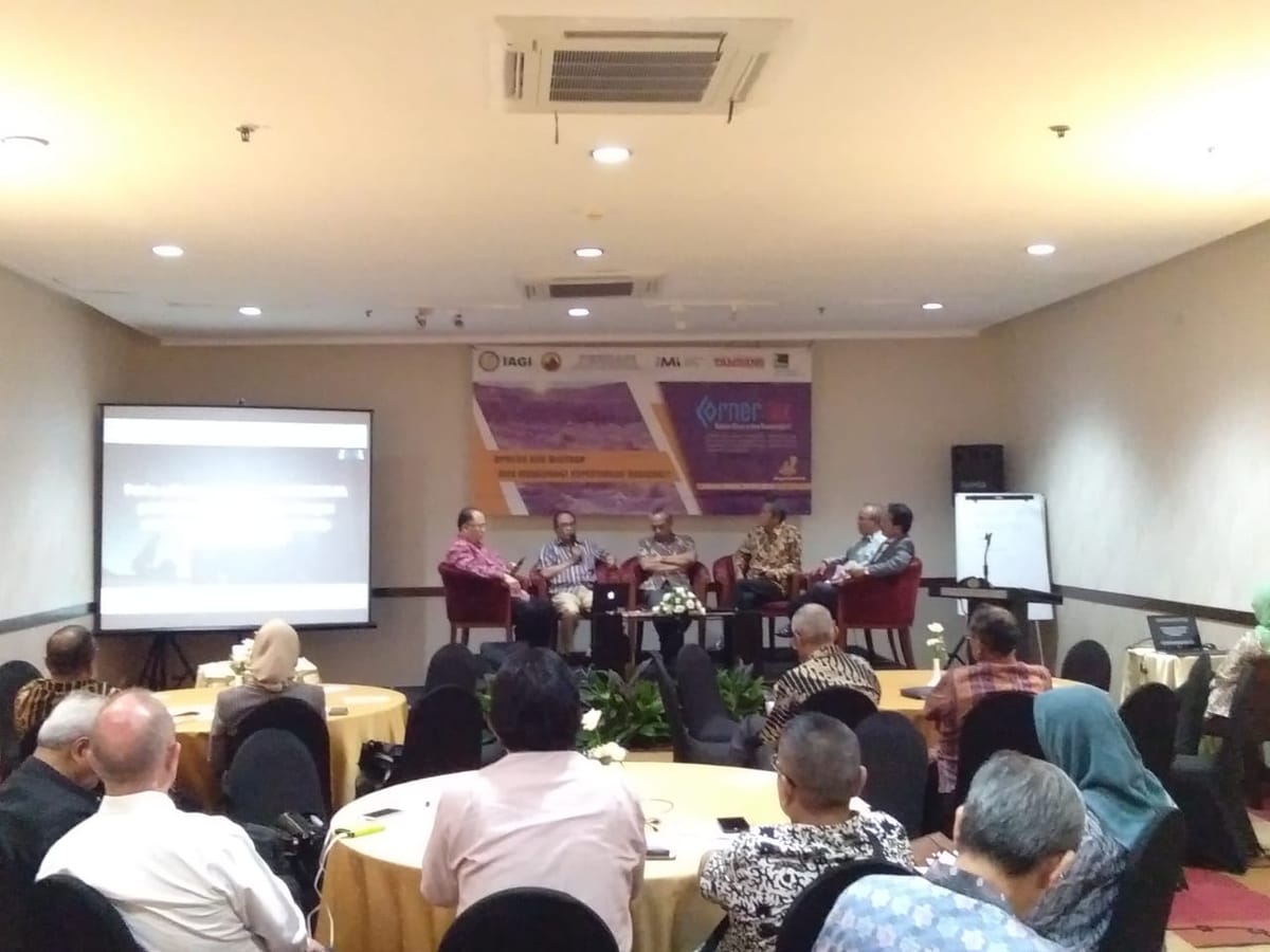 Draft RUU Minerba Untungkan Asing?