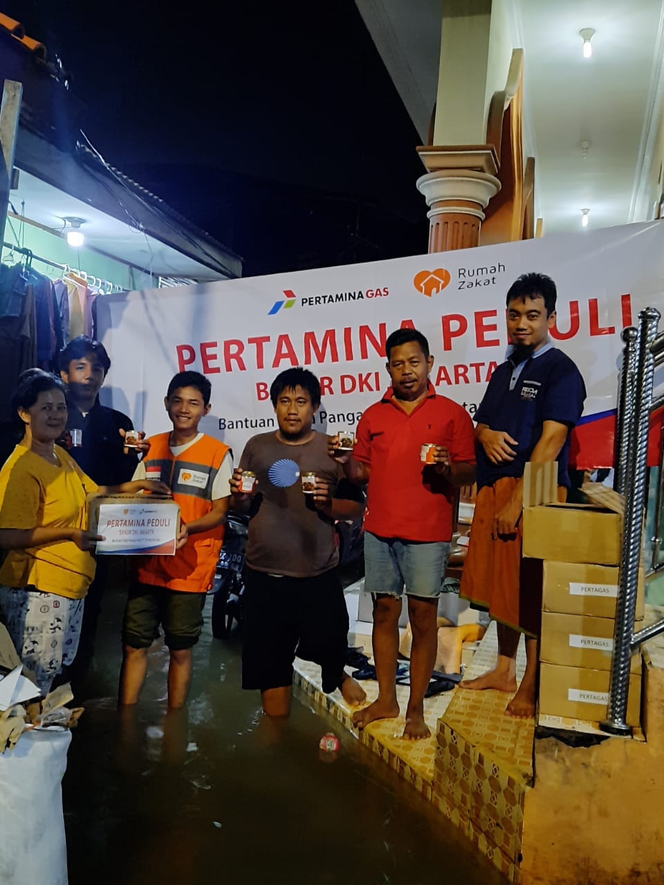 Pertagas Kirim Bantuan Bagi Korban Banjir Di Jakarta