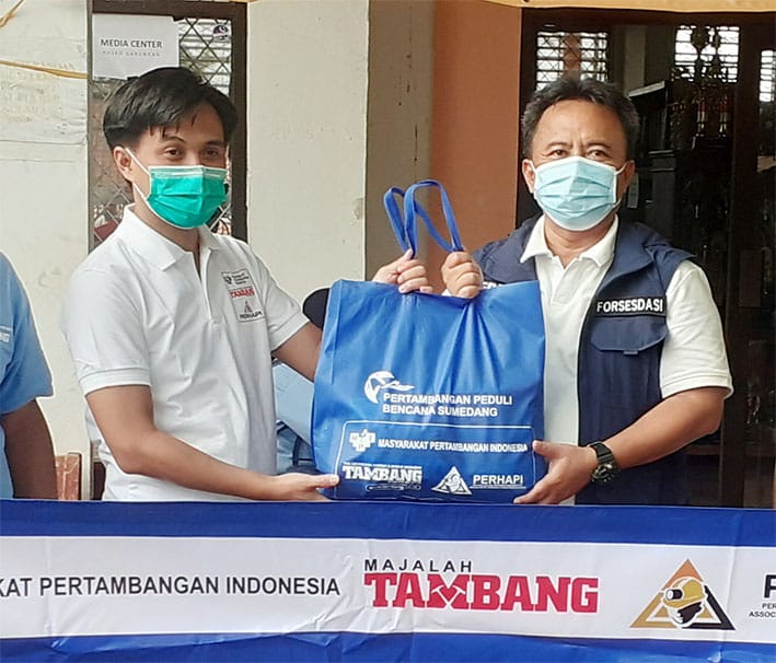 Masyarakat Pertambangan Indonesia, PERHAPI Dan Majalah TAMBANG Bantu Korban Bencana Sumedang