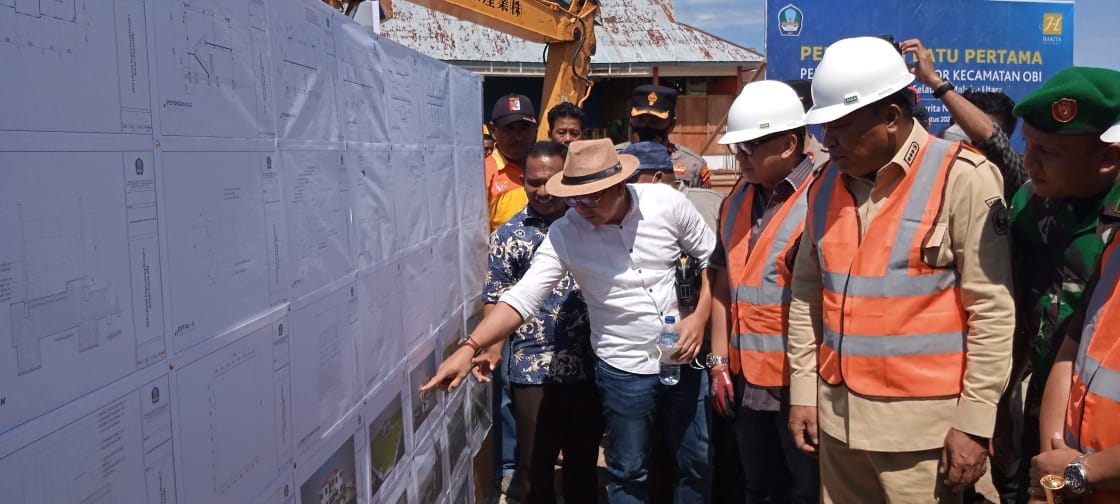 Harita Nickel Biayai Sepenuhnya Pembangunan Kantor Kecamatan Obi Halmahera Selatan
