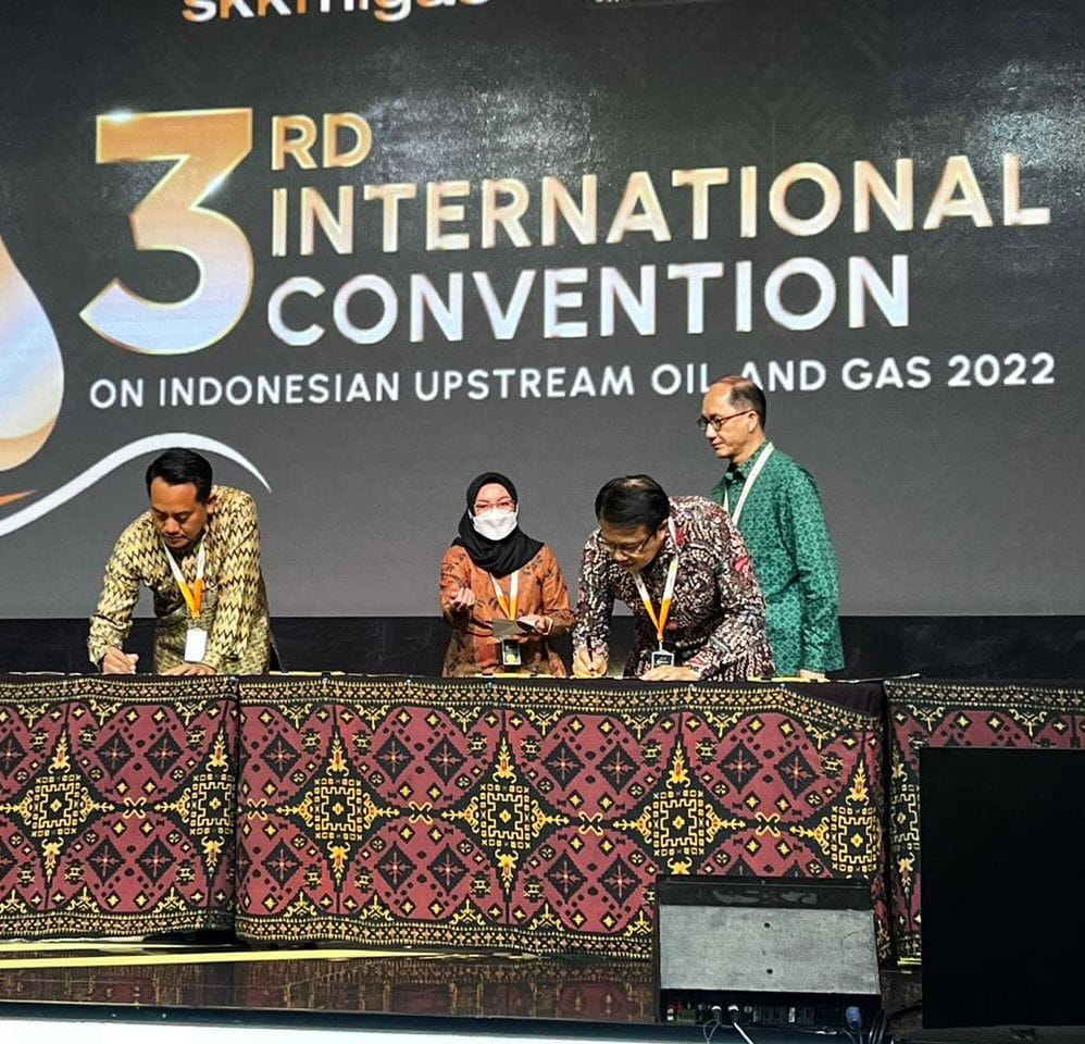 HCML Tandatangani HOA dengan PLN dan PGN