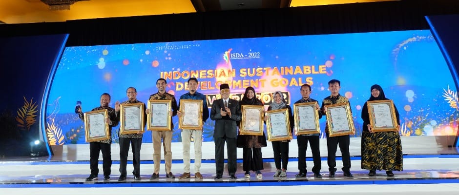 Sembilan Program CSR ANTAM Raih Indonesian SDGs Award 2022