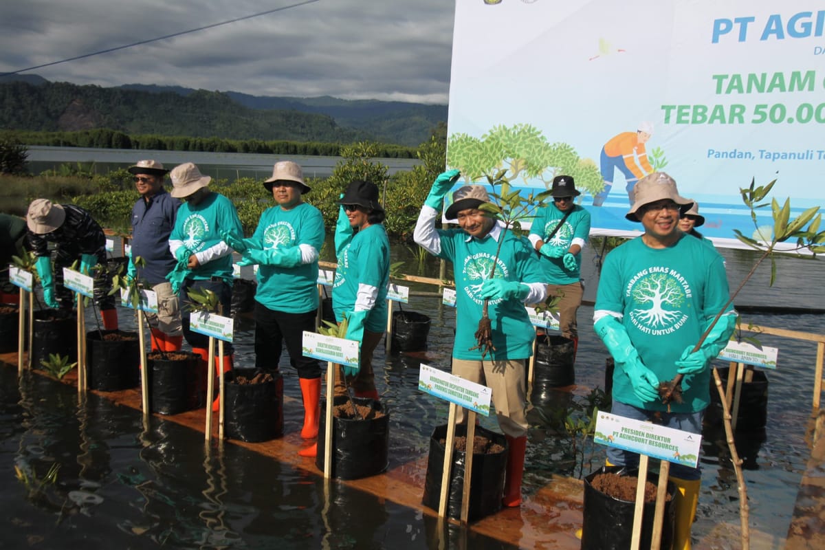 Jaga Keseimbangan Alam, PTAR Kembali Tanam 60 Ribu Mangrove Dan Tebar 50 Ribu Bibit Kepiting Dan Kerang