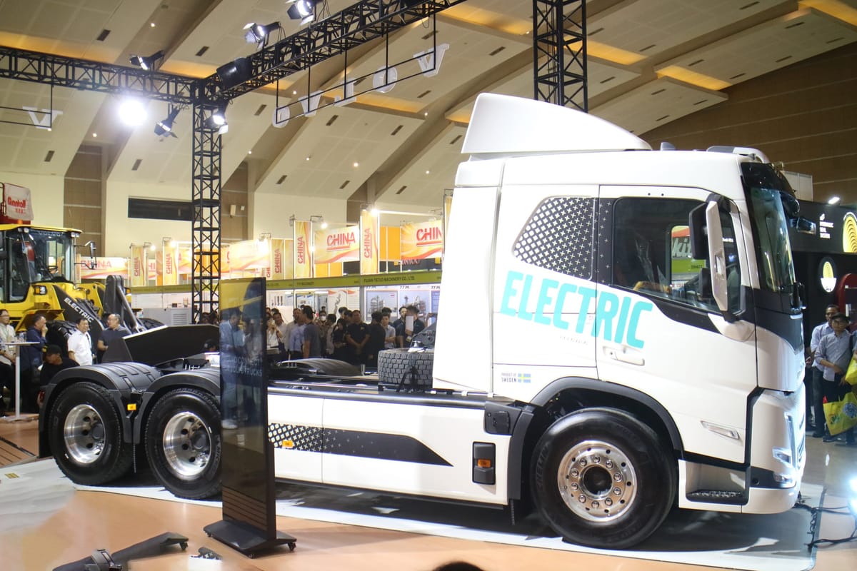 Dukung Dekarbonisasi, Volvo Luncurkan Truck Listrik Pertama di Mining Indonesia 2024