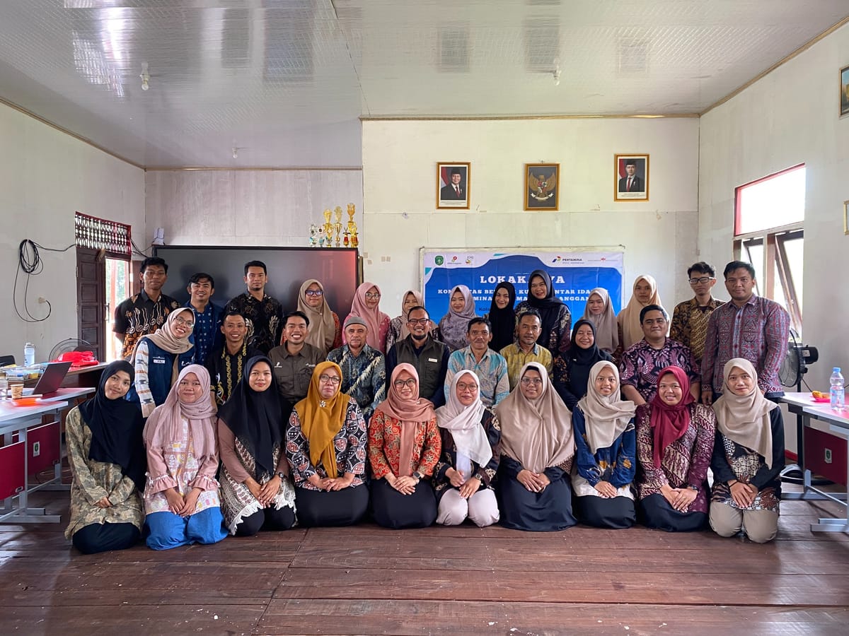 Lewat Program Sekolah Negeri Terapung, PT PHM Bantu Tingkatkan Kompetensi Guru