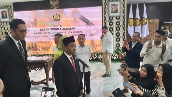 Bahlil Lantik 19 Pejabat Tinggi Pratama, Totoh Abdul Fatah Jabat Sesditjen Minerba