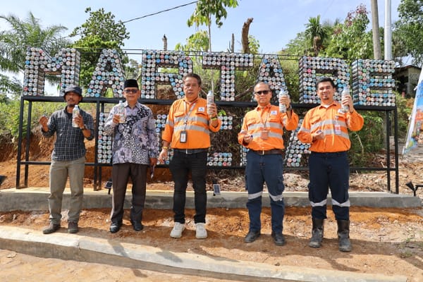 PTAR Ubah 1.000 Botol Jadi Taman Ecobrick