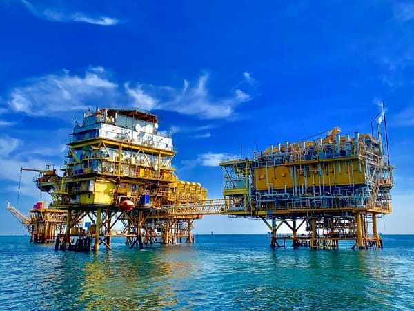 Target Lifting Minyak 2027 Naik Menjadi 612.500 Barel per Hari