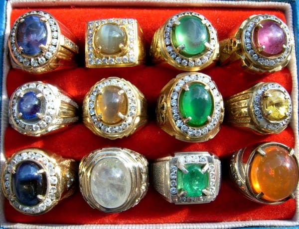 Penambang Batu Akik Harus Punya Izin