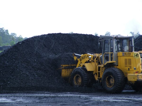 Meski Produksi Turun, Harga Batu Bara Belum Akan Naik